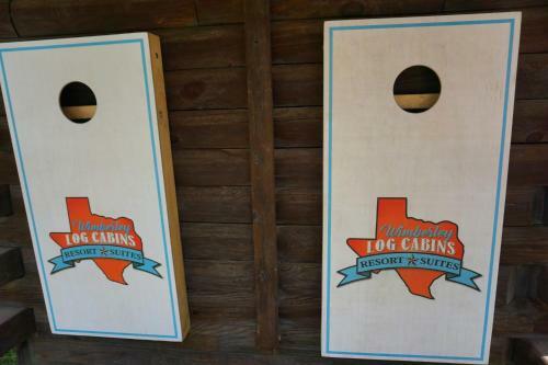 Wimberley Log Cabins Resort And Suites - Unit 1