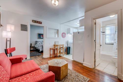 Apartamento 2440 S 1
