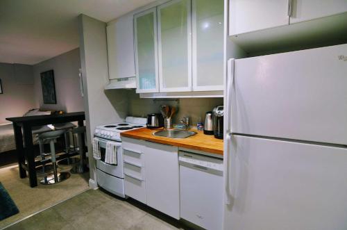 1331 Northwest Apartment #1066 Apts