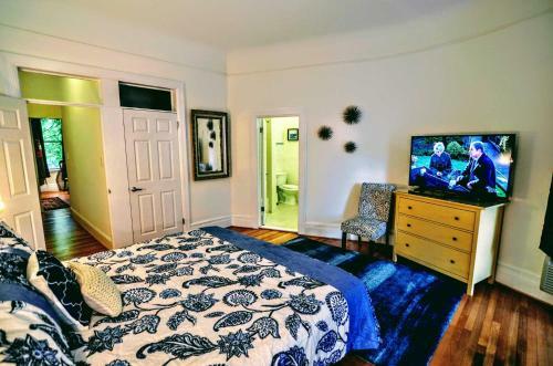 1331 Northwest Apartment #1065 Apts