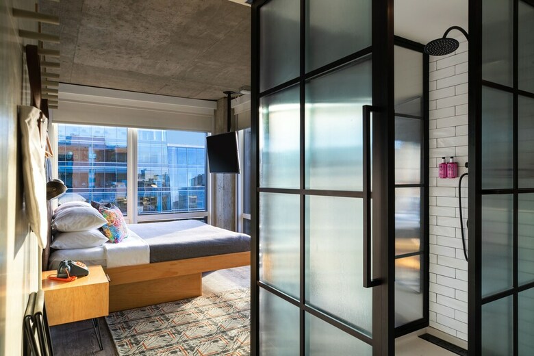 Hotel Moxy Washington, Dc Downtown