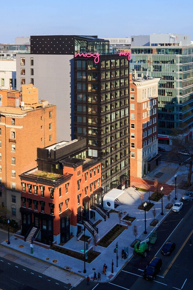 Hotel Moxy Washington, Dc Downtown