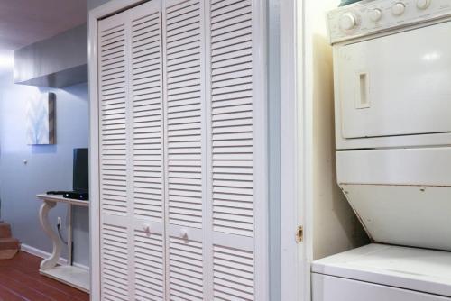 2-bedroom Apartment In Dc