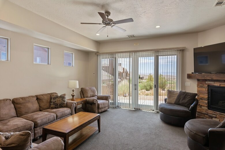 Views For Rent