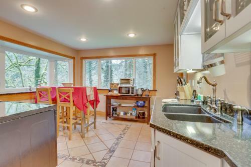 Eva's Cottage - Romancing The River
