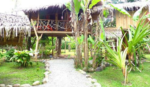 Lodge 3 Bamboo