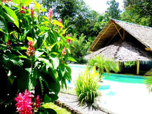 Lodge 3 Bamboo
