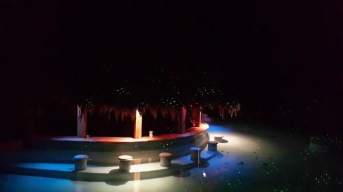 Lodge 3 Bamboo
