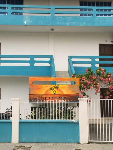 Ejecutivos Aparthotel