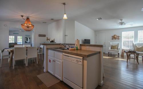 Seagrove Cottage