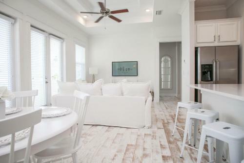 Prominence On 30a Pet Friendly Beach Homes
