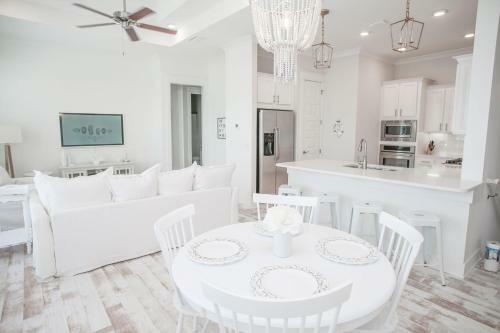 Prominence On 30a Pet Friendly Beach Homes