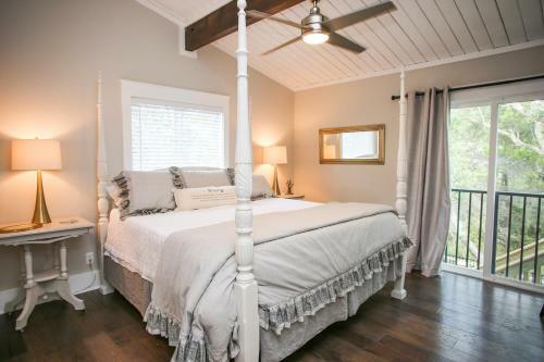 30a Beach House - Beachside Betty