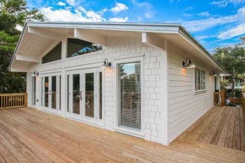 30a Beach House - Beachside Betty