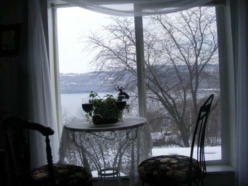 Lake Valley Legends B&B