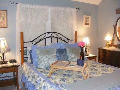 Lake Valley Legends B&B