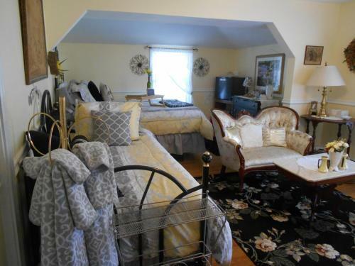 Lake Valley Legends B&B