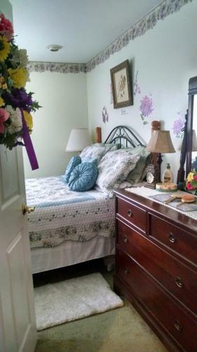 Lake Valley Legends B&B