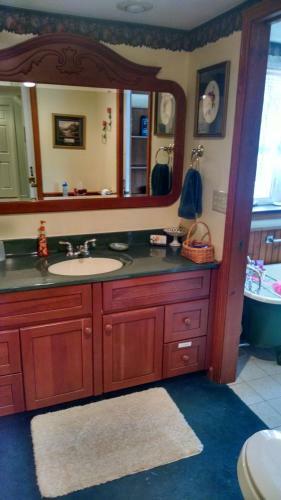 Lake Valley Legends B&B