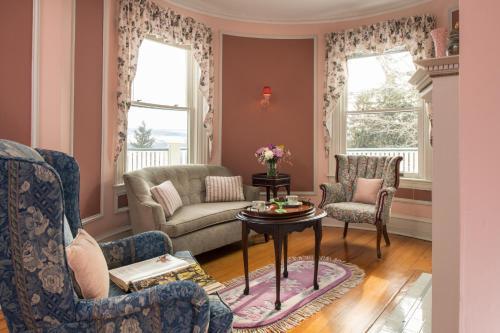 Bed & Breakfast Idlwilde Inn