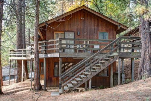 17b Tyler's Timber Lodge