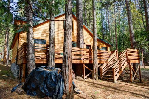 2n Big Pine Lodge
