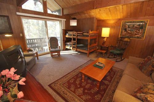 6b Meadow View