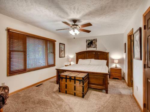 Misty Cove - Sevierville Cabin