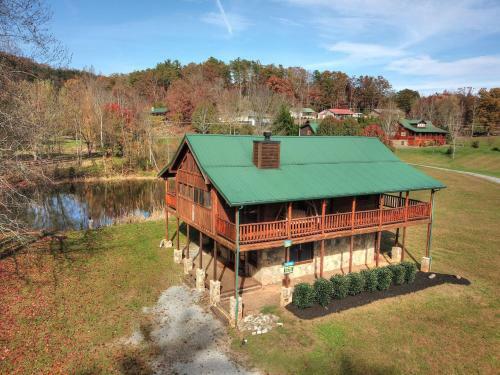 A Fishing Hole #156 - One Bedroom Cabin