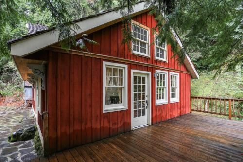 Swedish Stuga Vacation Rental