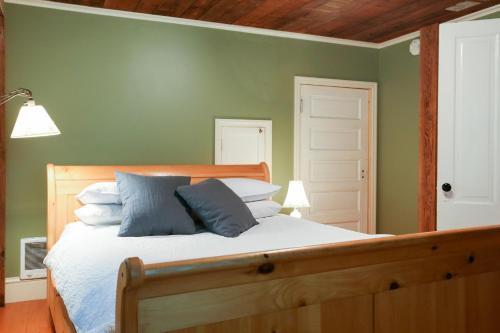Swedish Stuga Vacation Rental