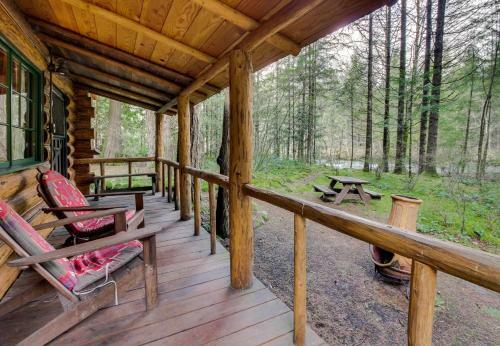 Zoe's Log Cabin