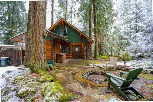 Zoe's Log Cabin