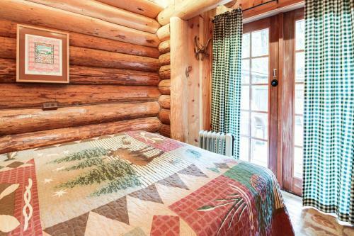 Zoe's Log Cabin