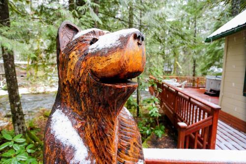 Papa Bear Cabin