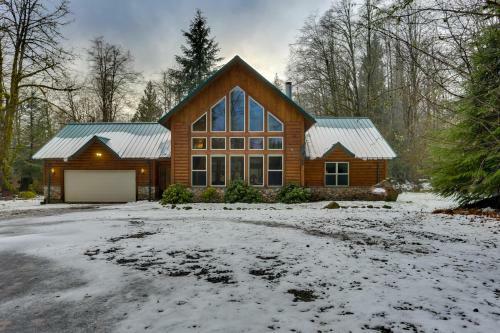 Wy' East Log Lodge