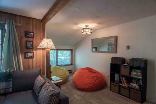 Salmon River Getaway-2 Bedroom