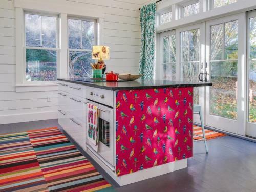 Chic Antique In Wellfleet Village