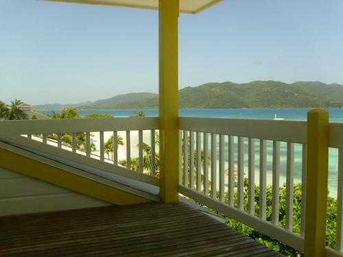 Hotel Grahams Place Guanaja
