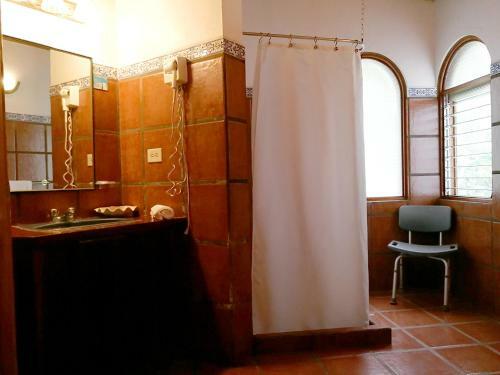 Hotel Rio Perlas