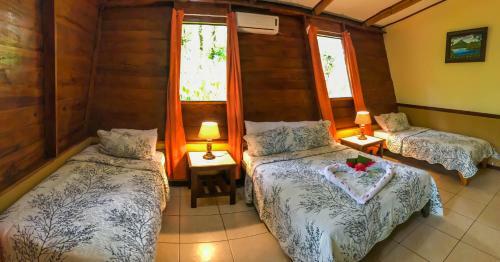 Lodge Cabinas Faro Arenal