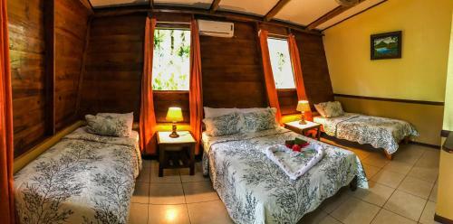 Lodge Cabinas Faro Arenal