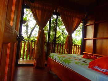 Hotel Heliconias