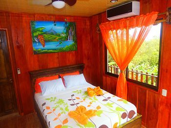 Hotel Heliconias