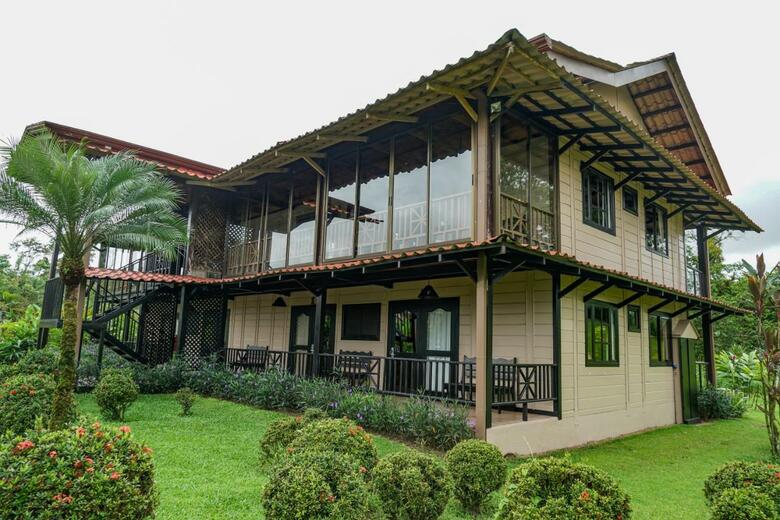 Hotel Monta�a De Fuego