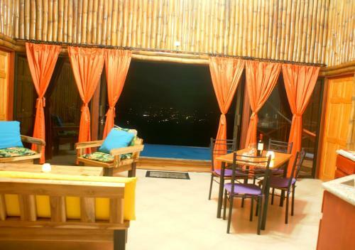 Greenlagoon Arenal Waterfall Villas