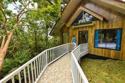 Greenlagoon Arenal Waterfall Villas