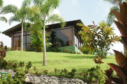 Greenlagoon Arenal Waterfall Villas