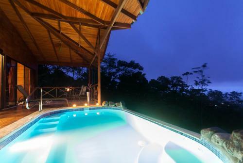 Greenlagoon Arenal Waterfall Villas