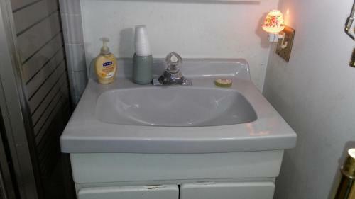 1732 Folke Stone Bed And Breakfast